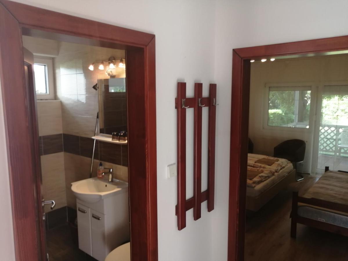 Anita Apartman Buk Bagian luar foto