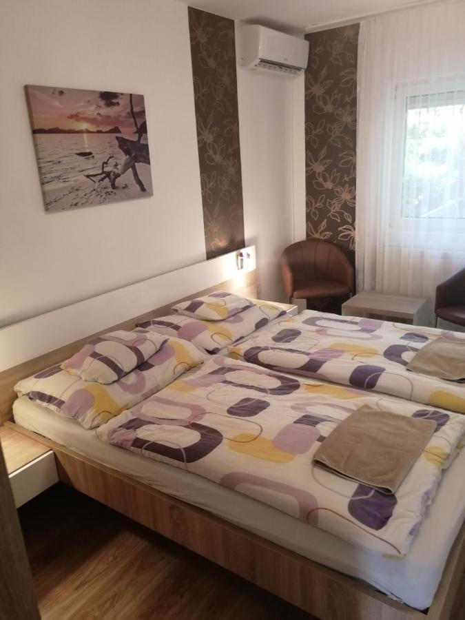 Anita Apartman Buk Bagian luar foto