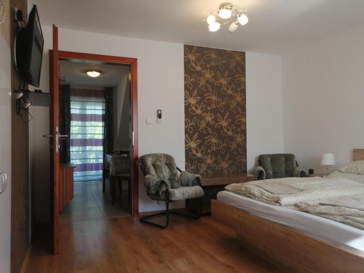 Anita Apartman Buk Bagian luar foto