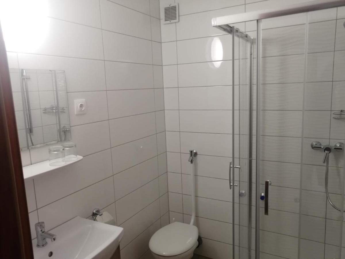 Anita Apartman Buk Bagian luar foto