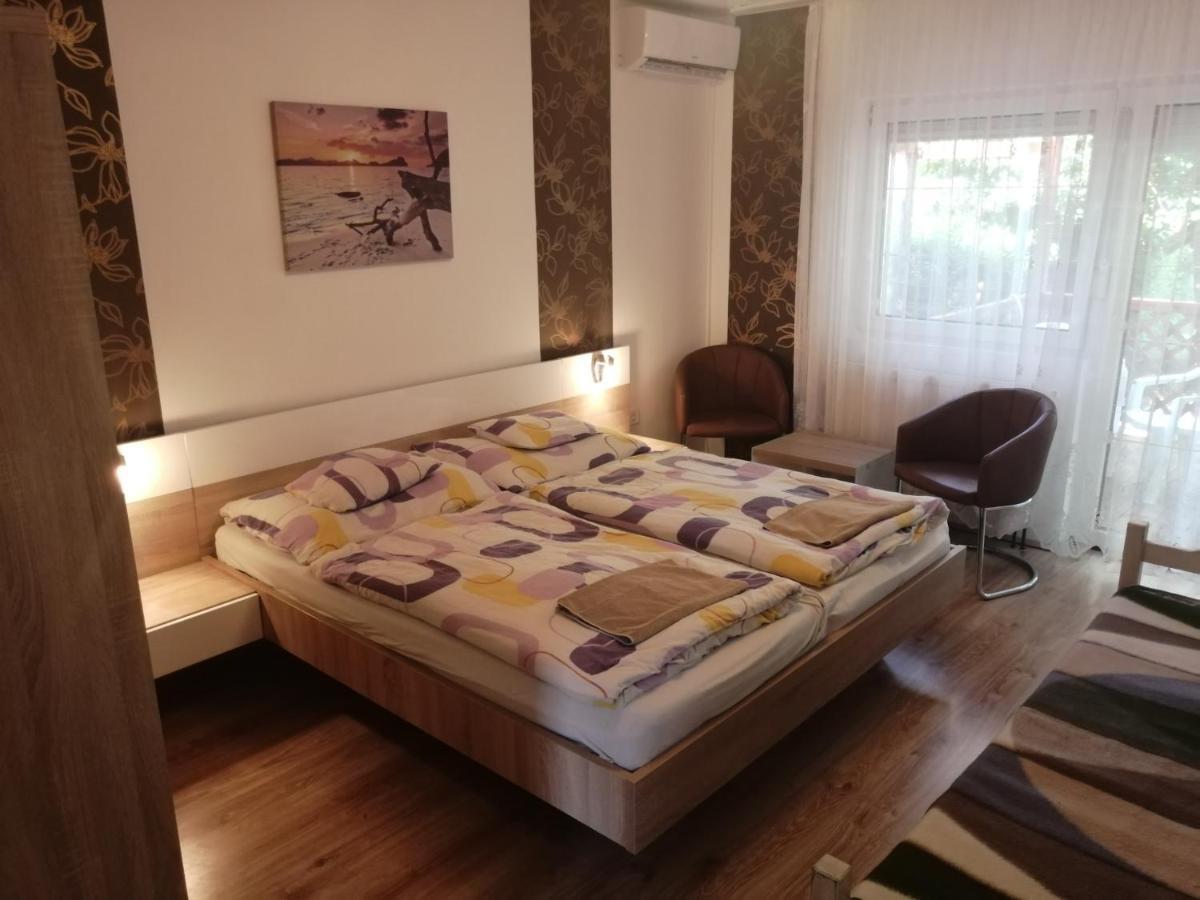 Anita Apartman Buk Bagian luar foto