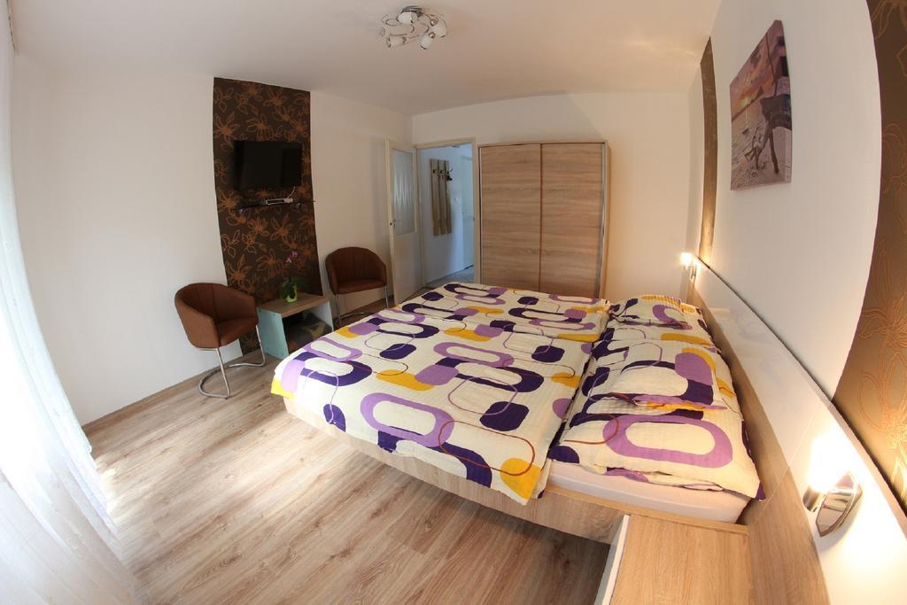 Anita Apartman Buk Bagian luar foto
